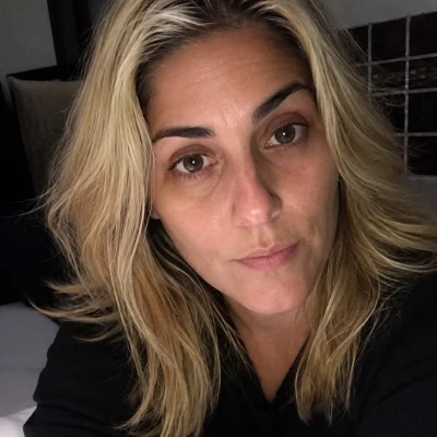María González